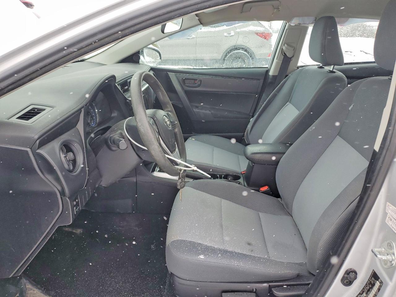 2019 Toyota Corolla L - Фото 7