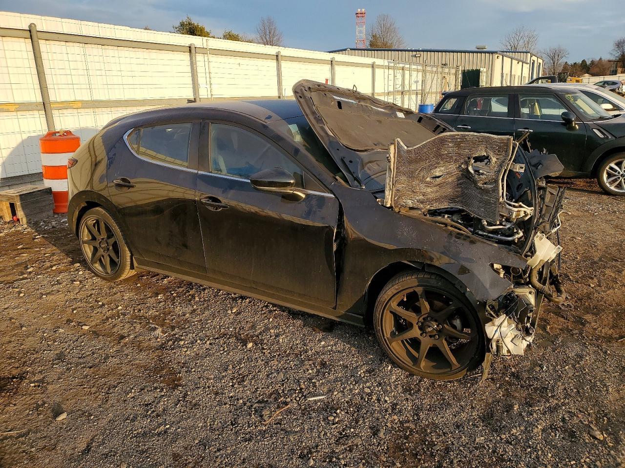 2019 Mazda 3 Preferred - Фото 4