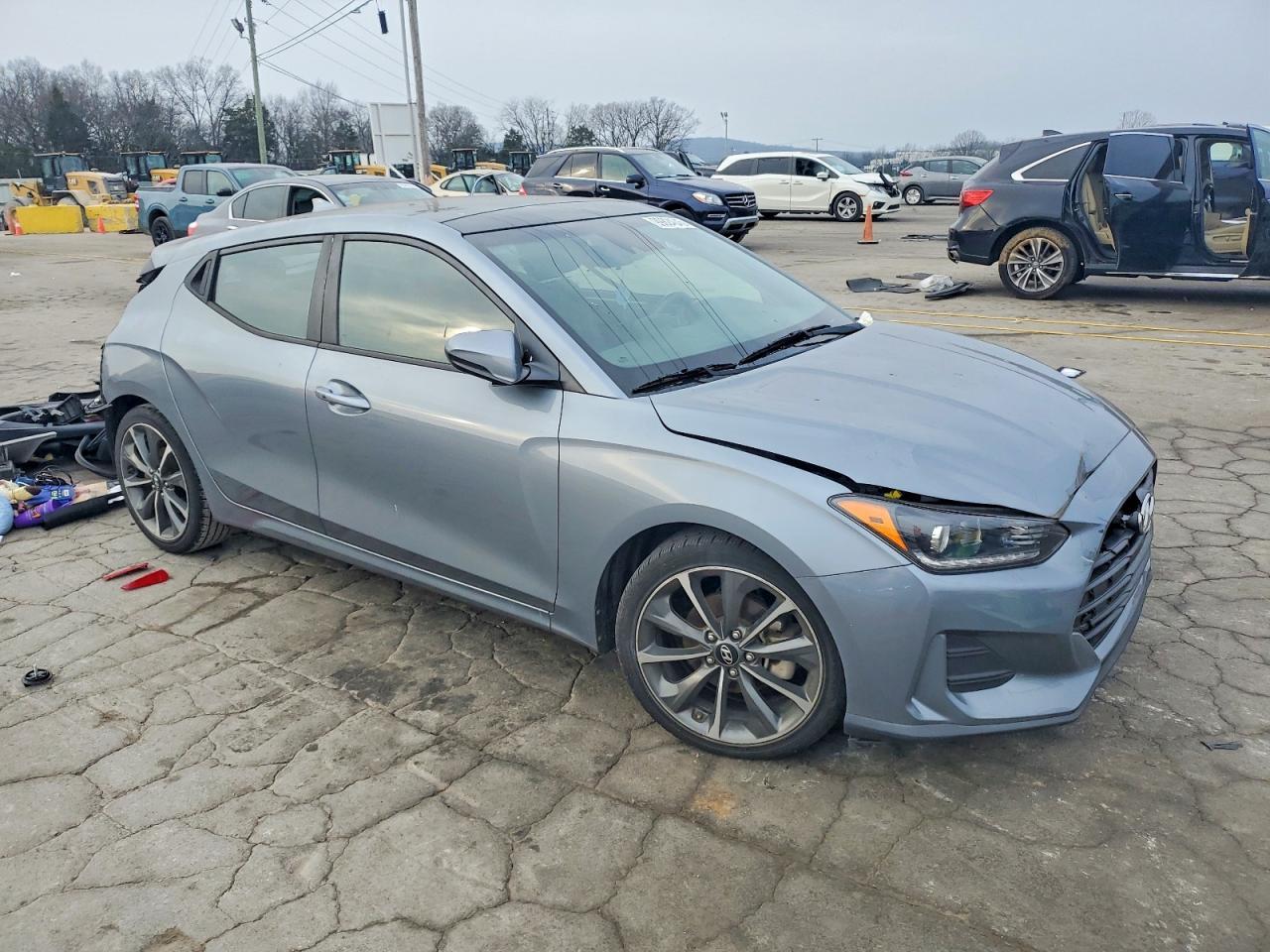 2019 Hyundai Veloster Base - Image 4