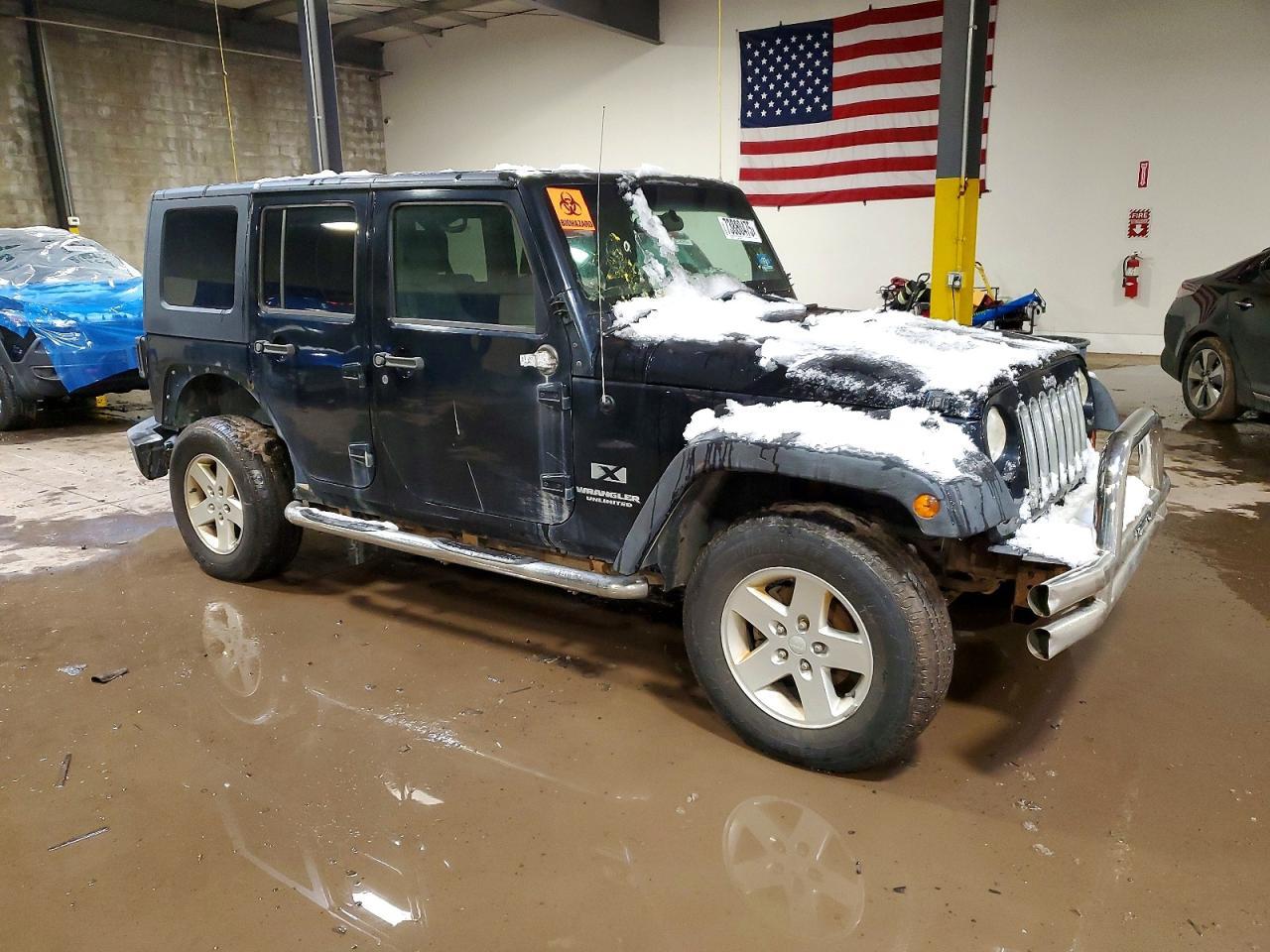 2009 Jeep Wrangler Unlimited X - Image 4