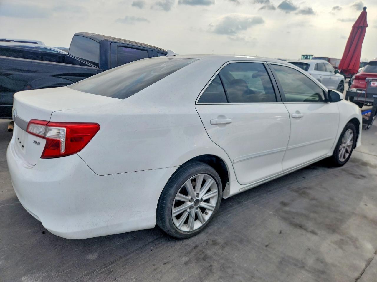 2012 Toyota Camry Se - Фото 3