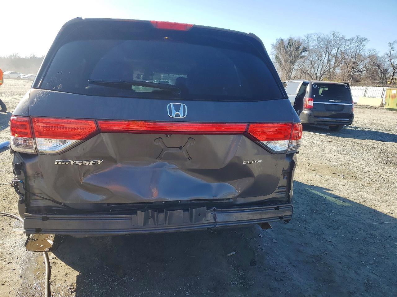 2014 Honda Odyssey Touring - Фото 6