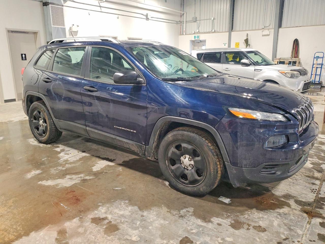 2014 Jeep Cherokee Sport - Image 4