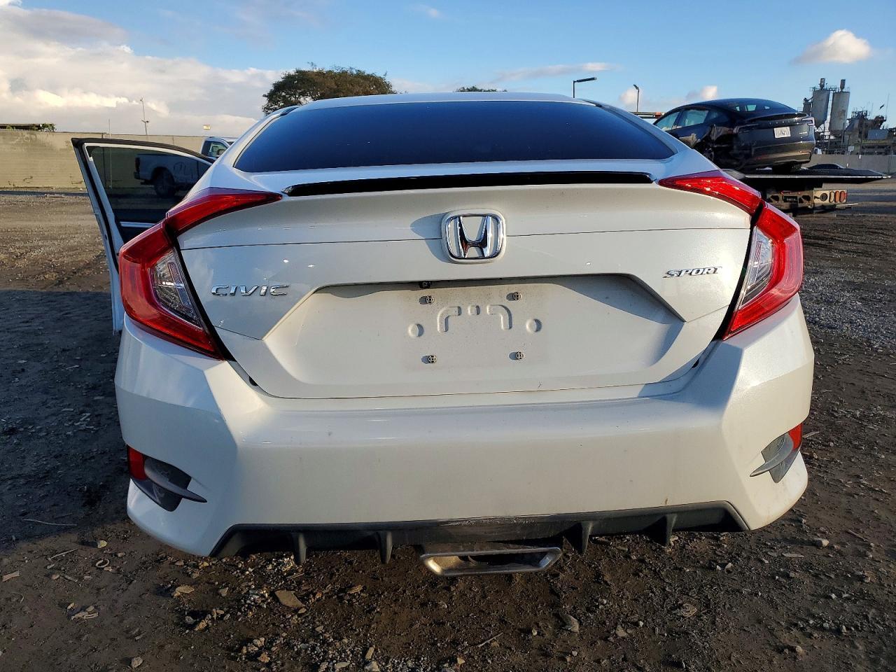 2019 Honda Civic Sport - Фото 6
