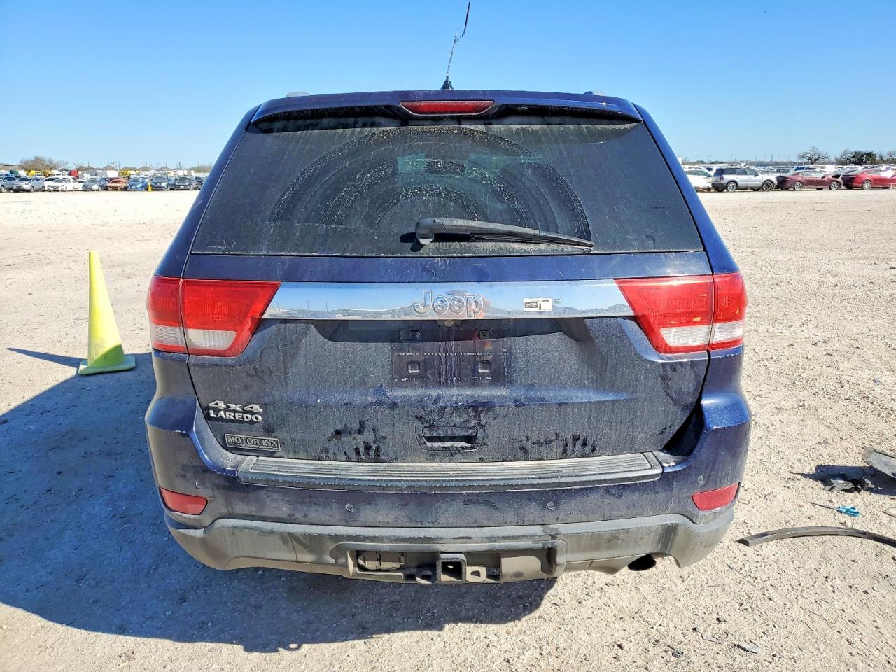 2012 Jeep Grand Cherokee - Image 6