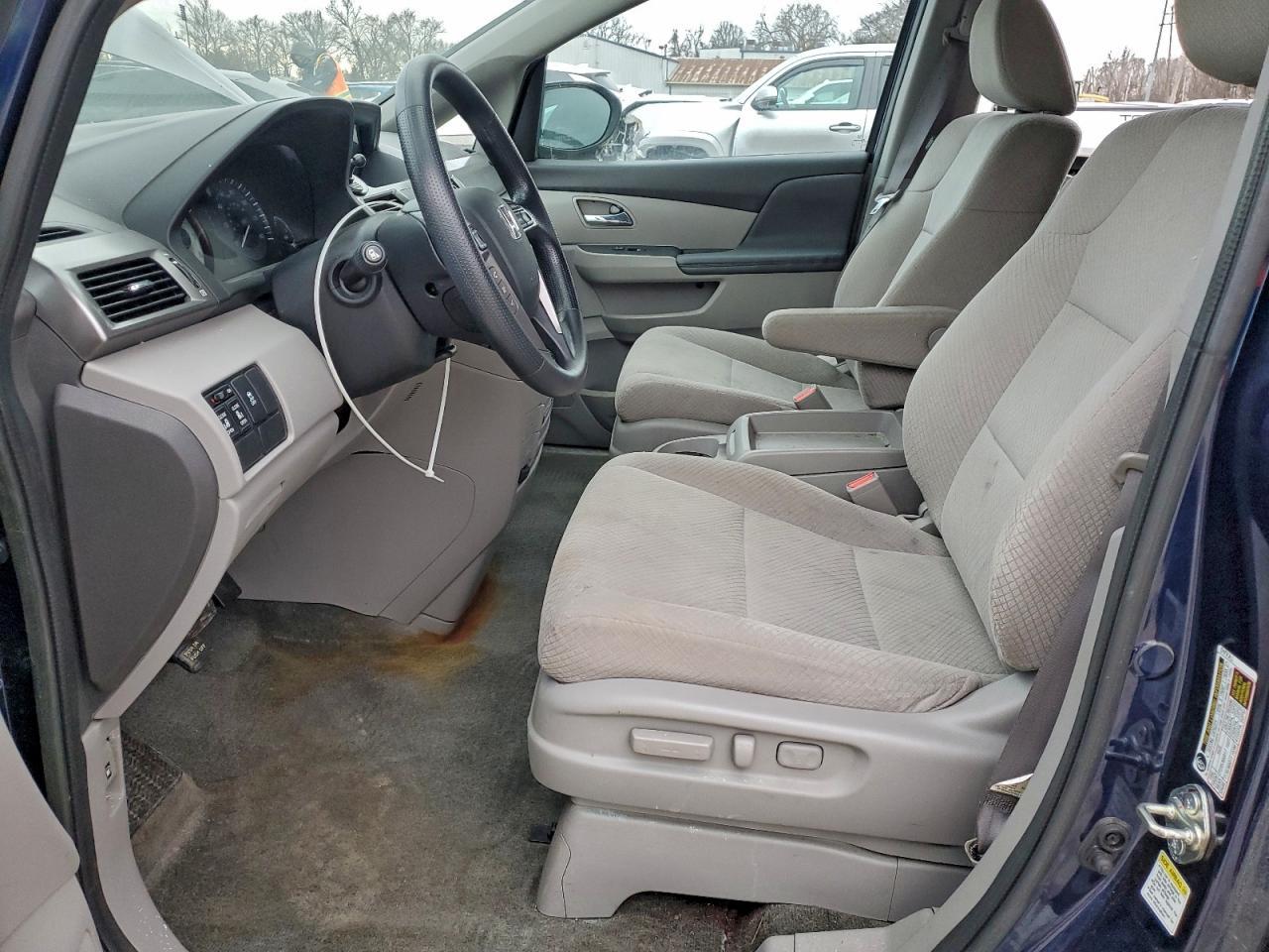 2016 Honda Odyssey Se - Фото 7