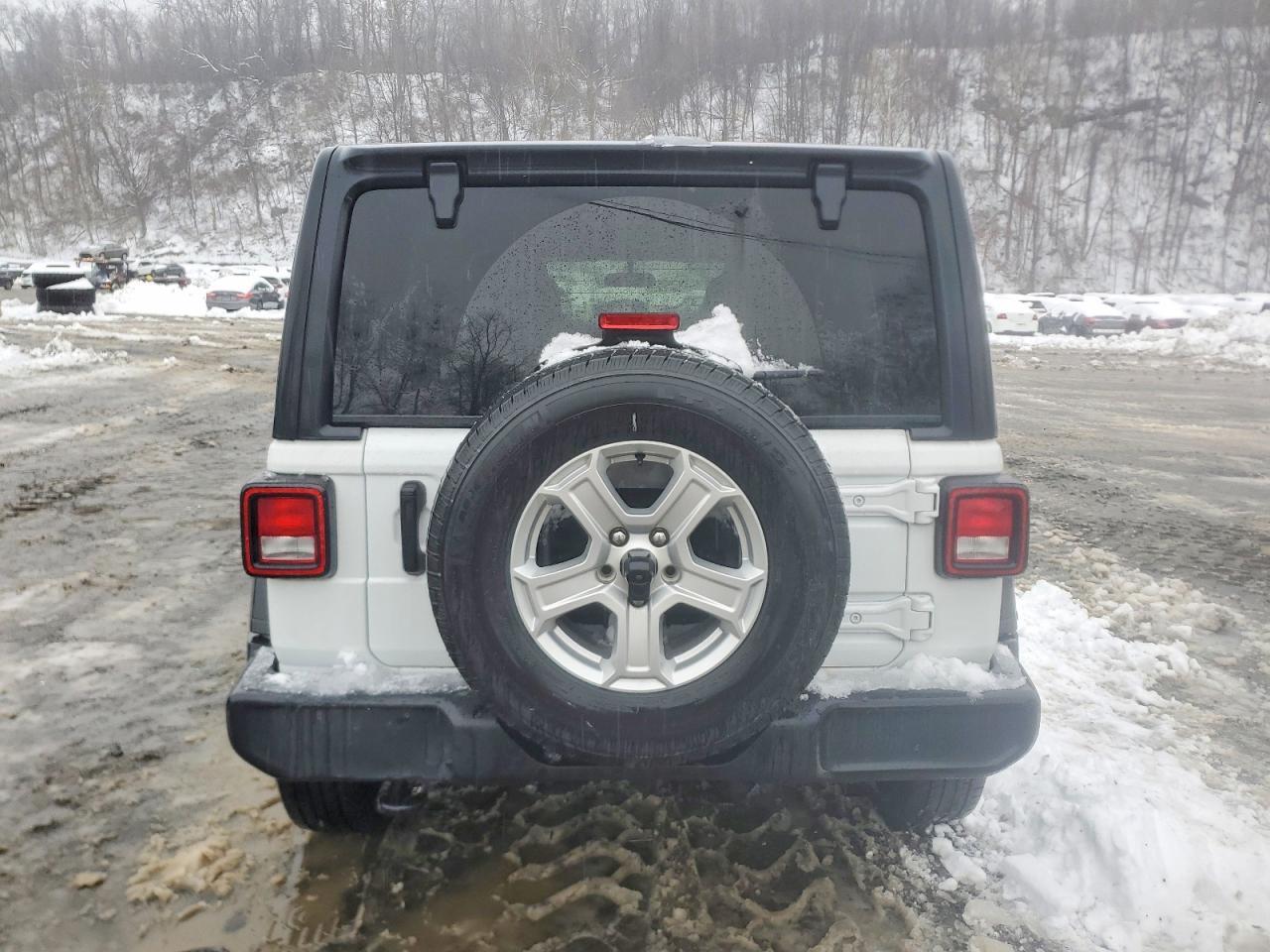 2021 Jeep Wrangler Unlimited Sport - Фото 6