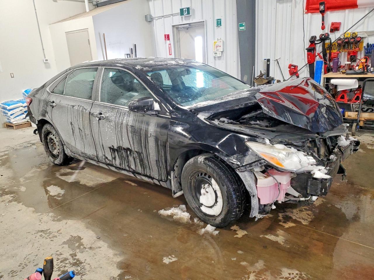 2015 Toyota Camry Le - Image 4