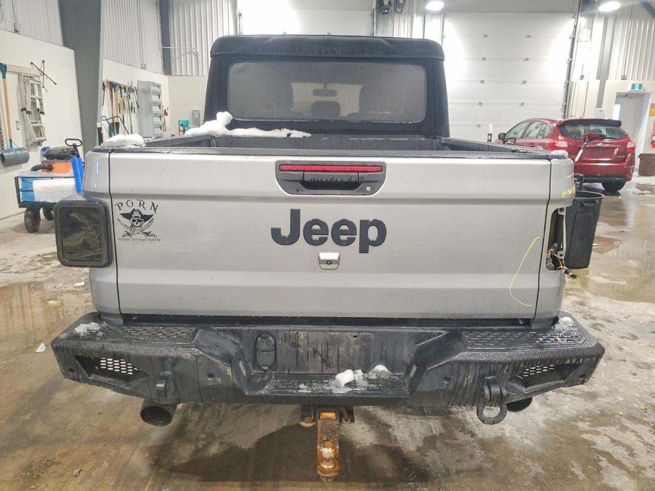 2021 Jeep Gladiator Sport - Фото 6