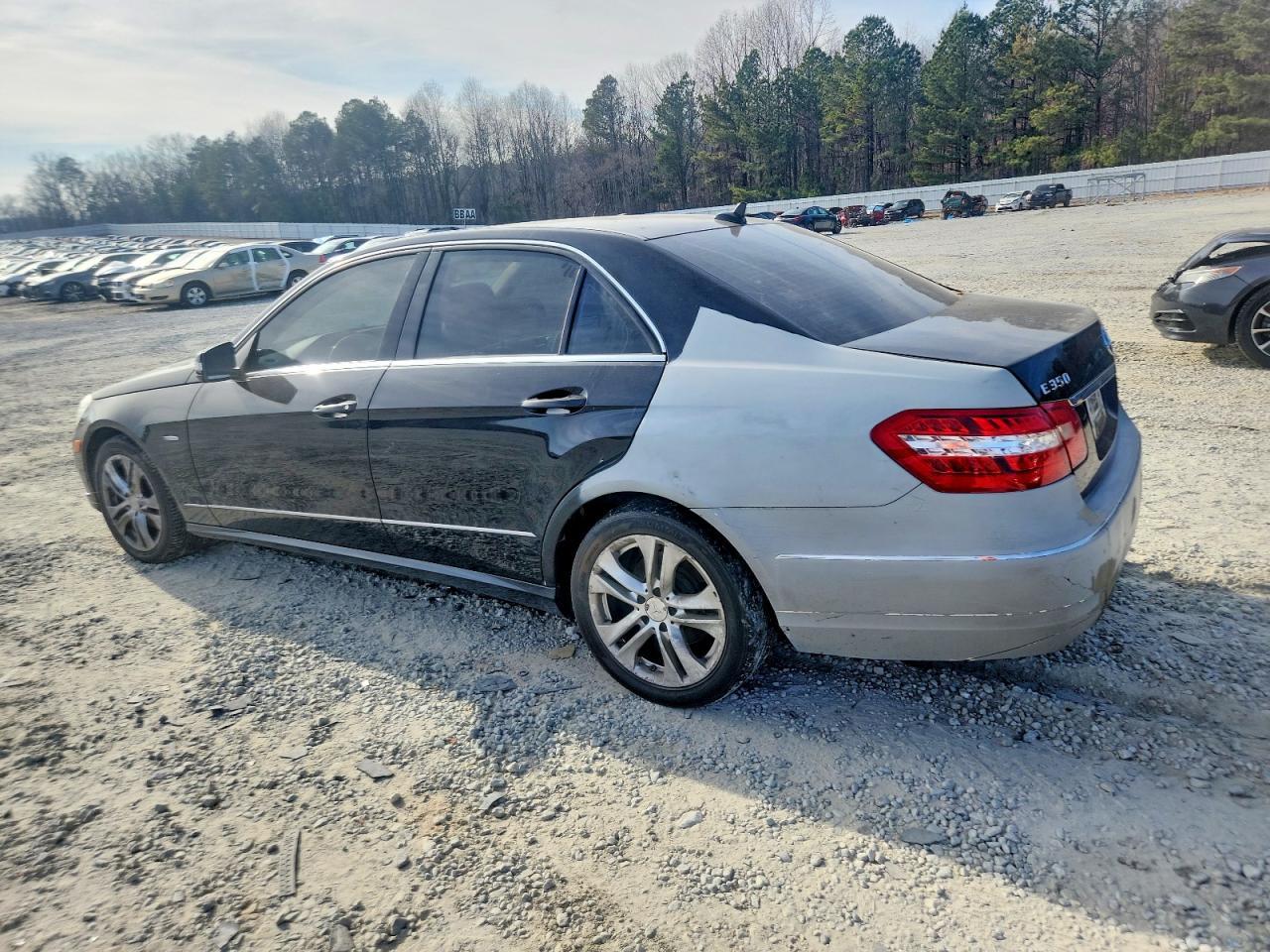 2011 Mercedes-Benz E 350 4Matic - Фото 2