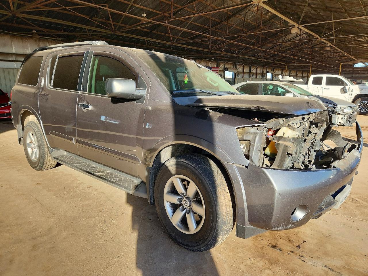 2015 Nissan Armada Sv - Image 4