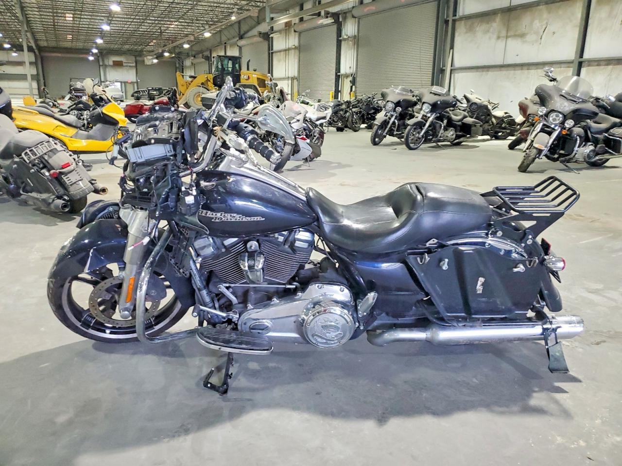 2019 Harley-Davidson Flhx - Фото 3