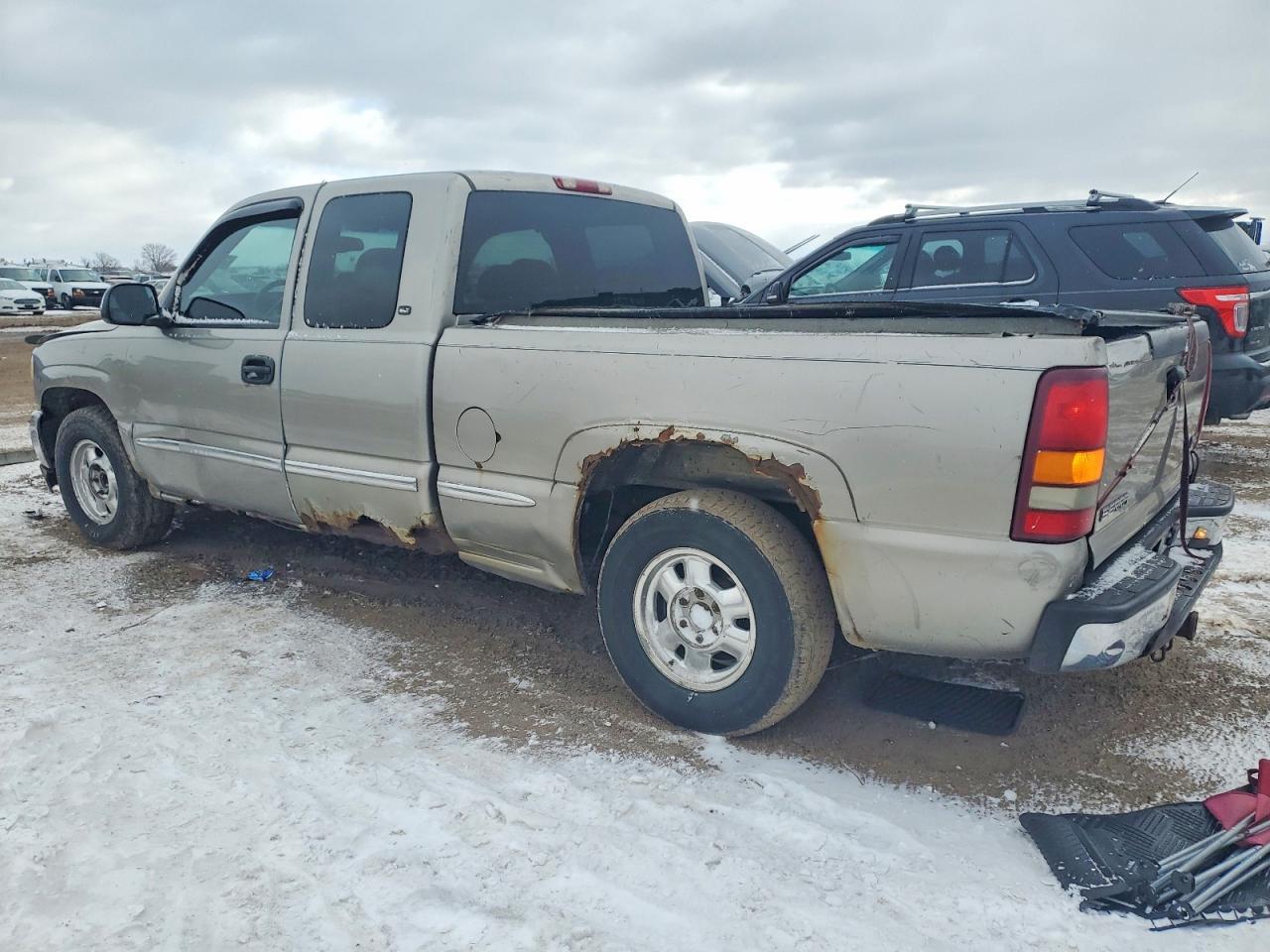 1999 GMC New Sierra C1500 - Фото 2