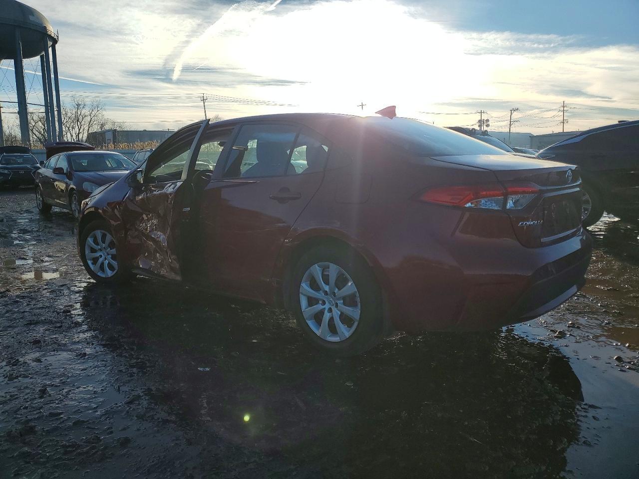 2022 Toyota Corolla Le - Фото 2