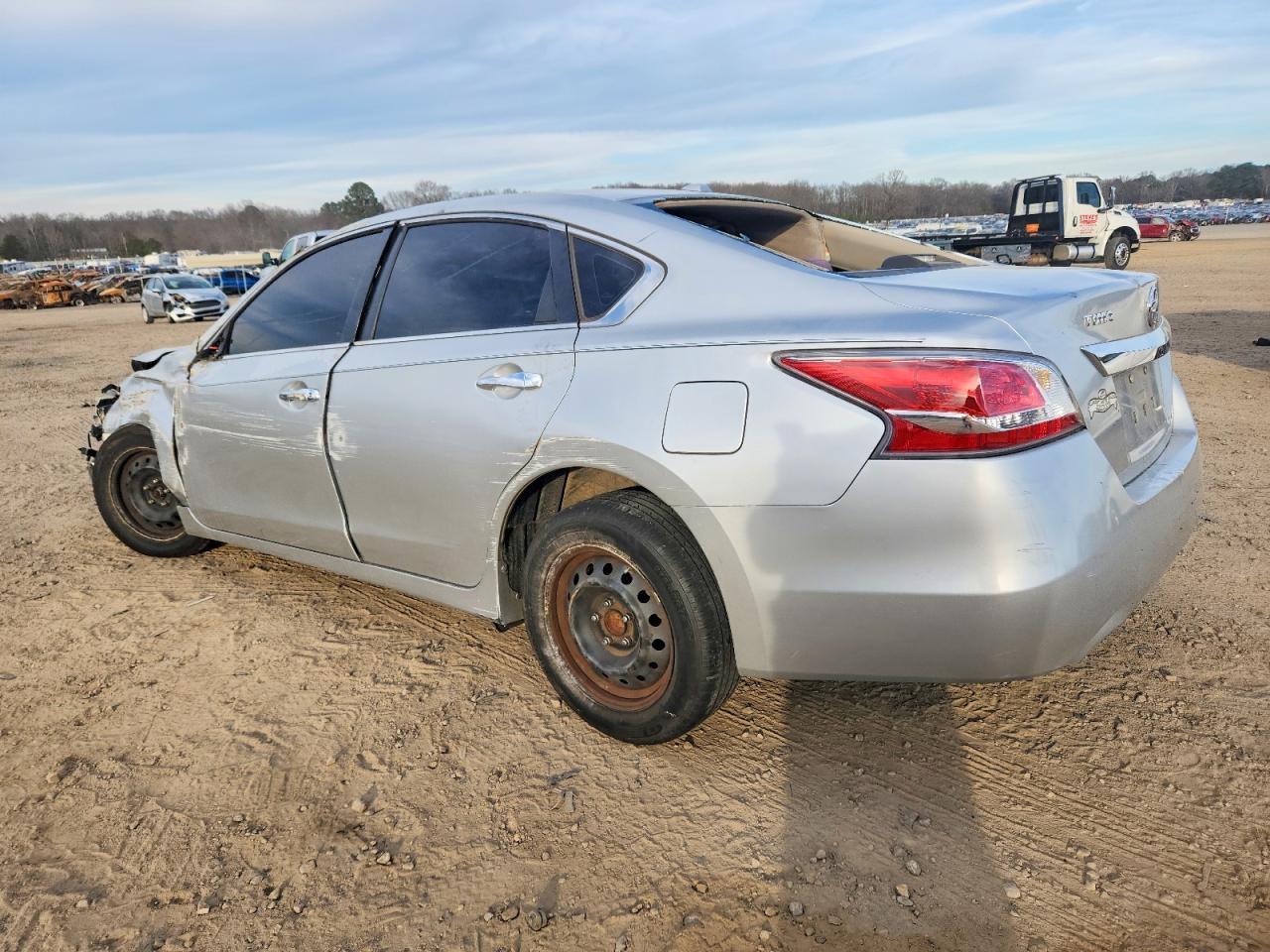 2015 Nissan Altima 2.5 - Фото 2