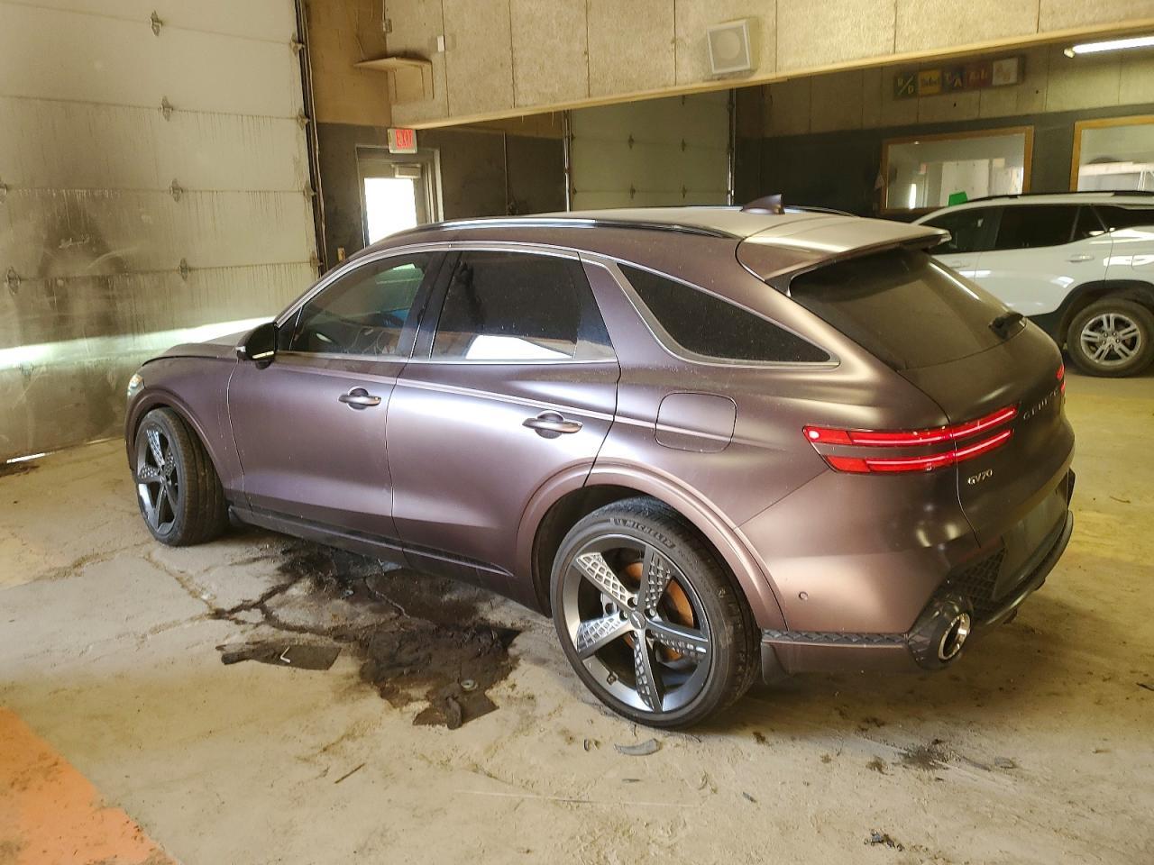 2022 Genesis Gv70 Base - Фото 2