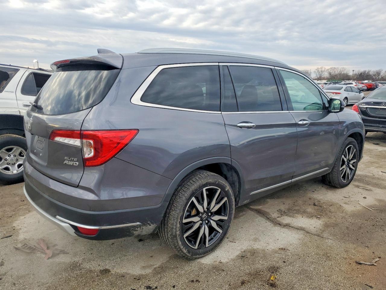 2019 Honda Pilot Elite - Фото 3