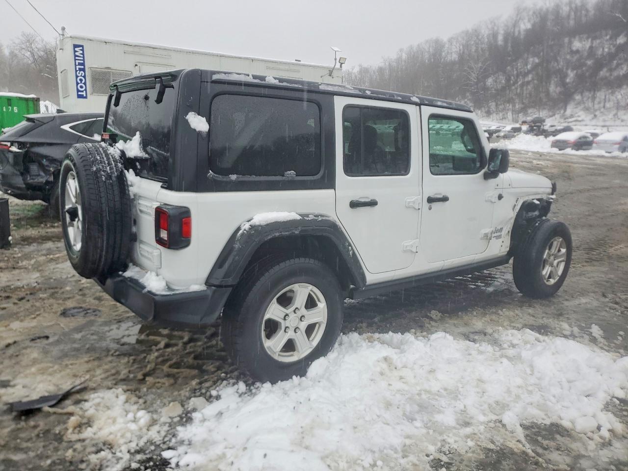 2021 Jeep Wrangler Unlimited Sport - Фото 3