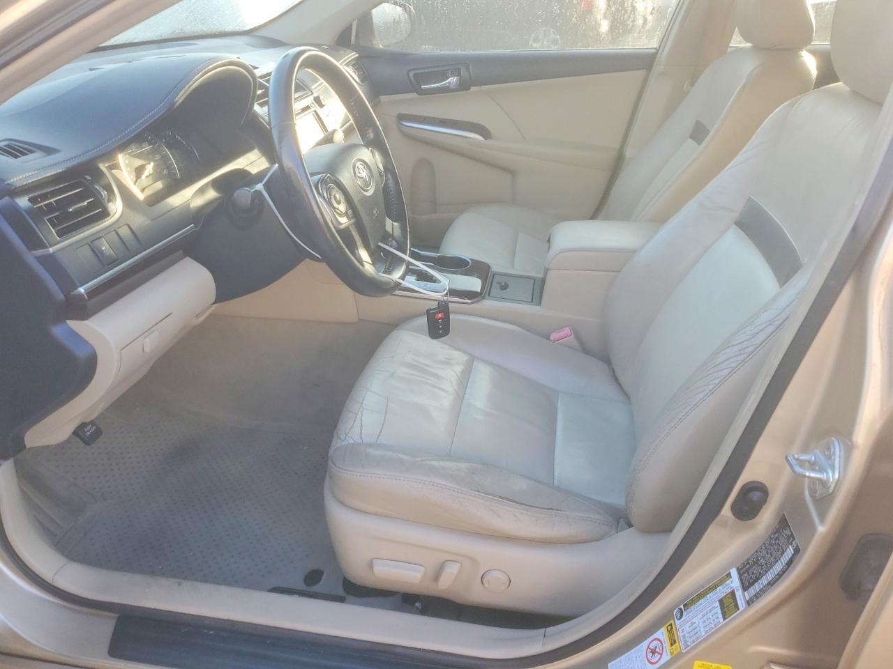 2012 Toyota Camry Base - Фото 7