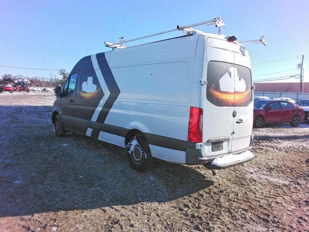 2021 Mercedes-Benz Sprinter 2500 - Фото 2