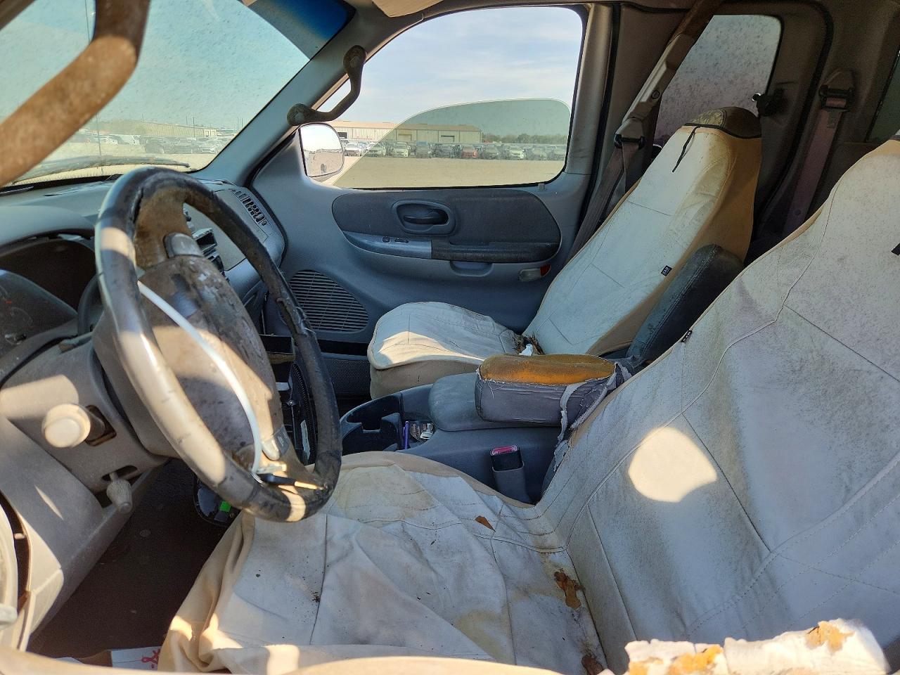 2000 Ford F150 - Image 7