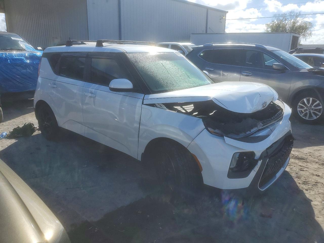 2020 Kia Soul Lx - Фото 4