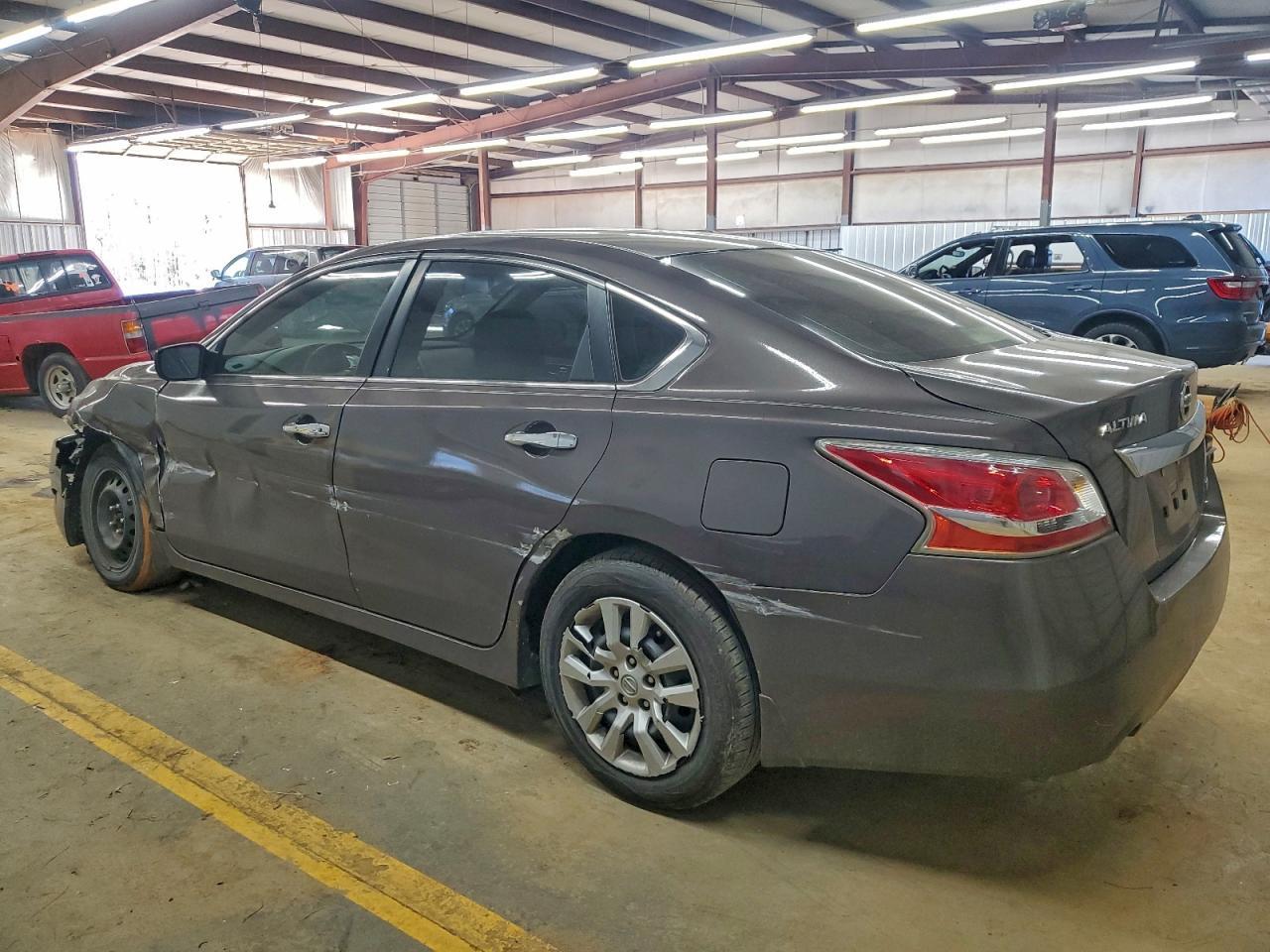 2014 Nissan Altima 2.5 - Фото 2