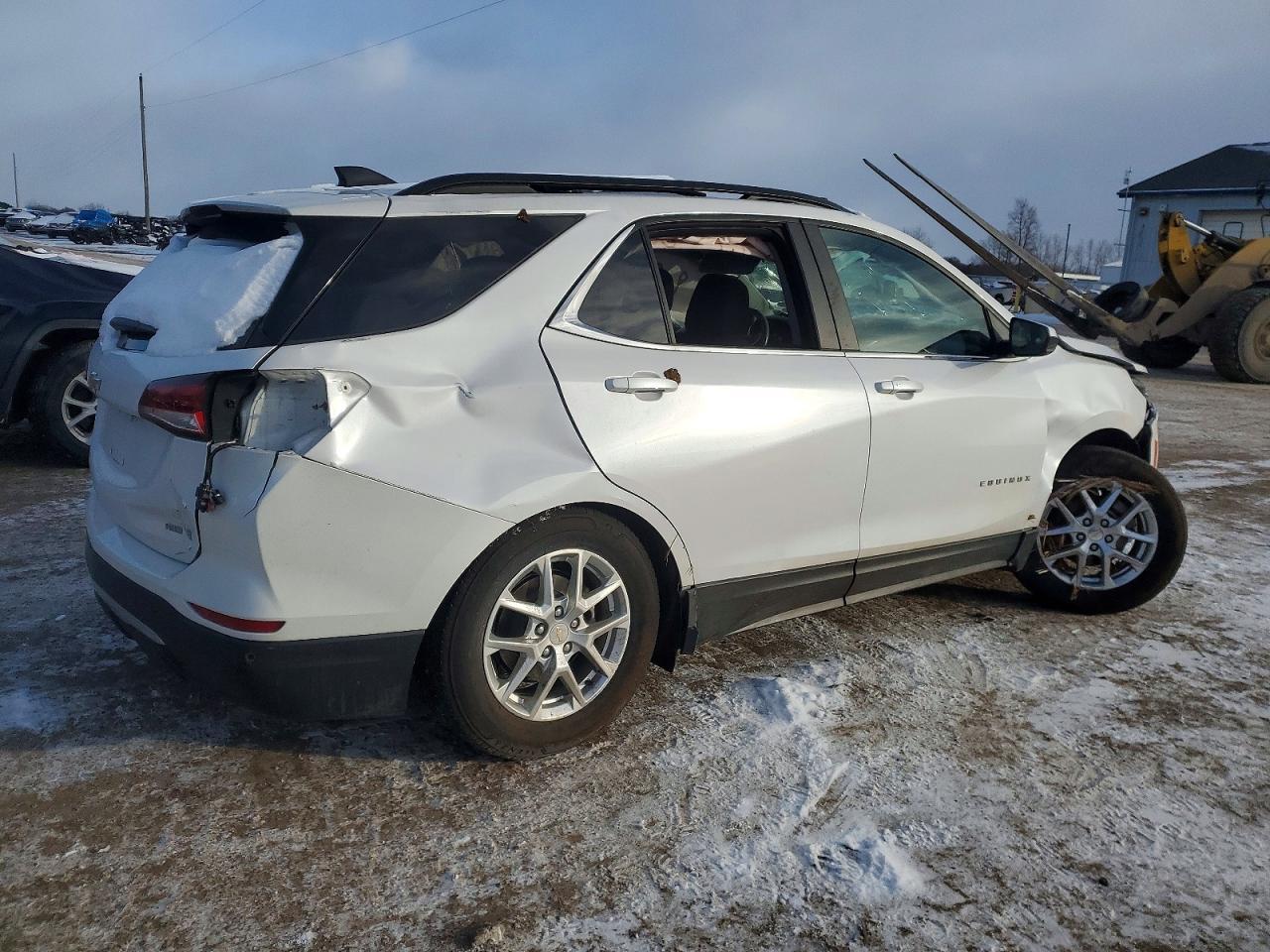 2022 Chevrolet Equinox Lt - Image 3