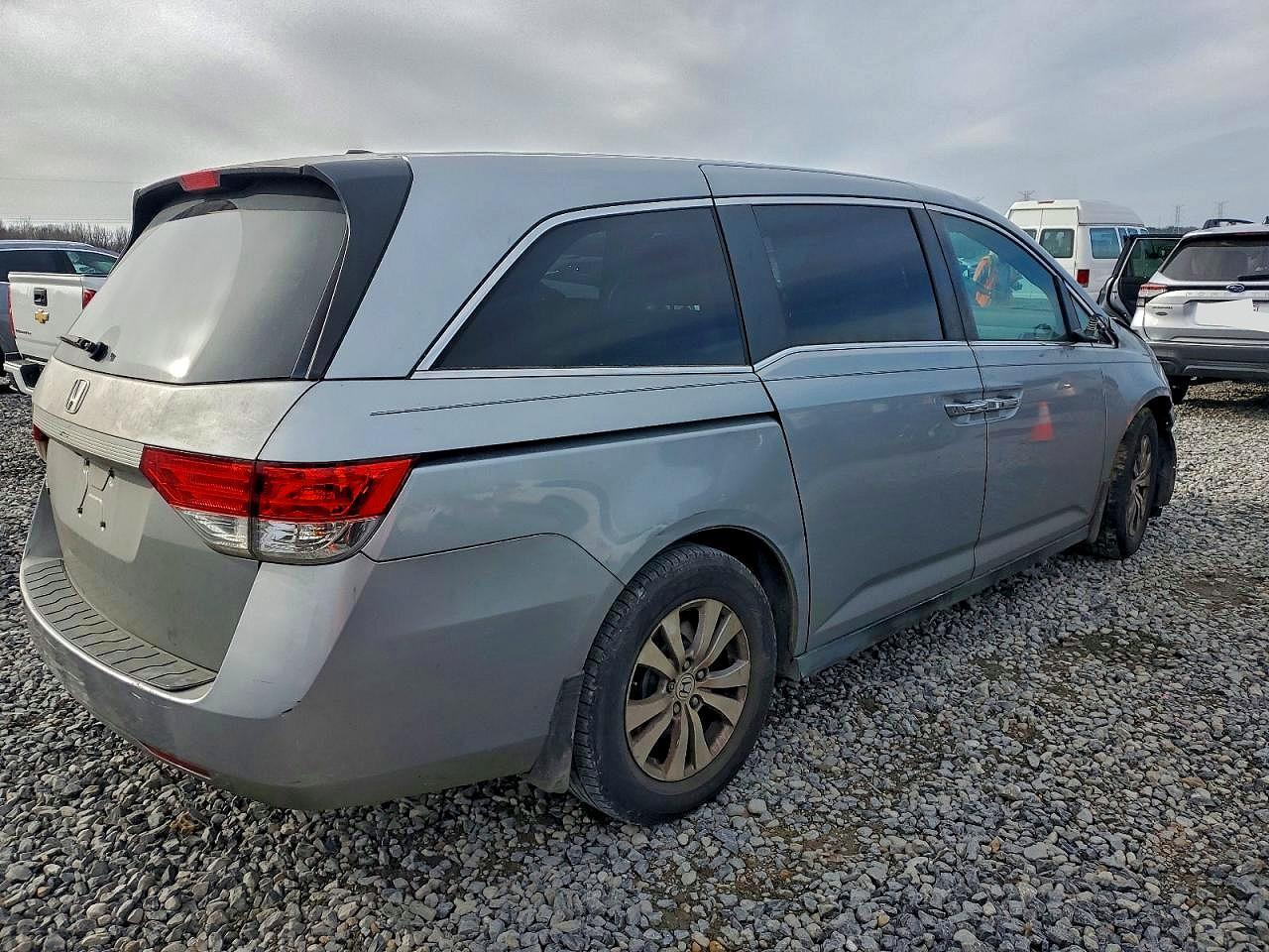 2016 Honda Odyssey Exl - Фото 3
