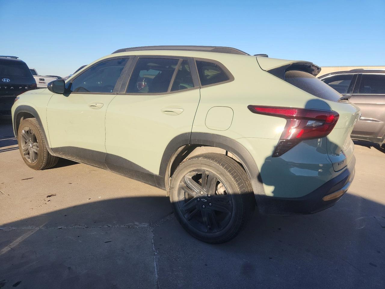 2024 Chevrolet Trax Activ - Image 2