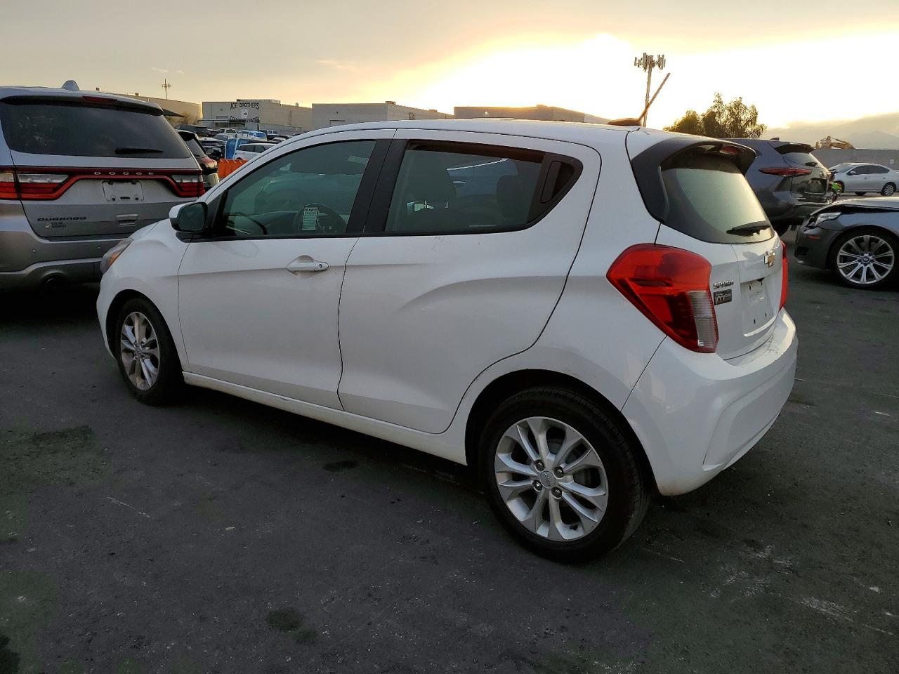 2020 Chevrolet Spark 1Lt - Фото 2