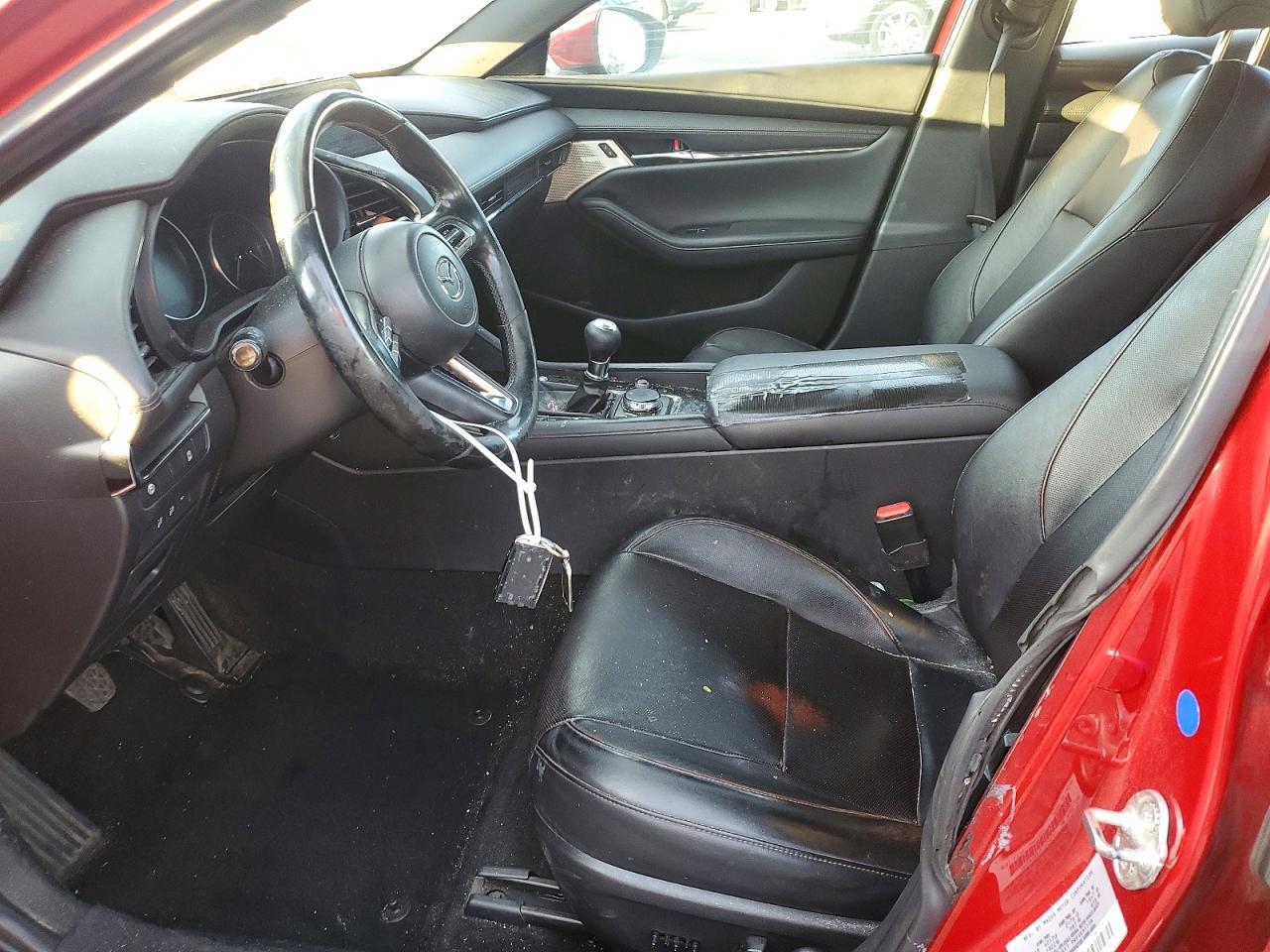 2019 Mazda 3 Premium - Фото 7