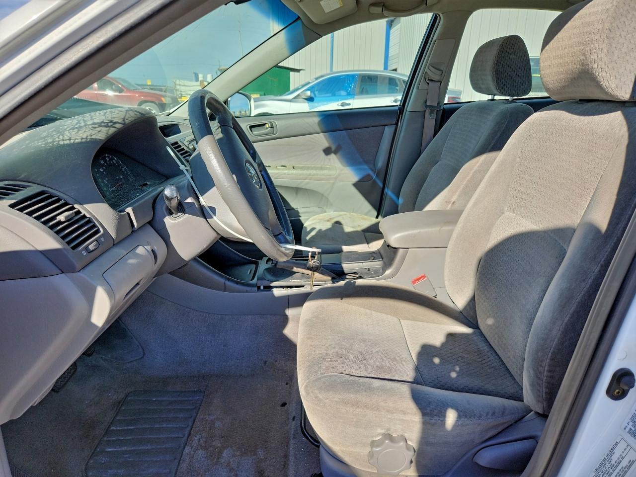 2002 Toyota Camry Le - Фото 7