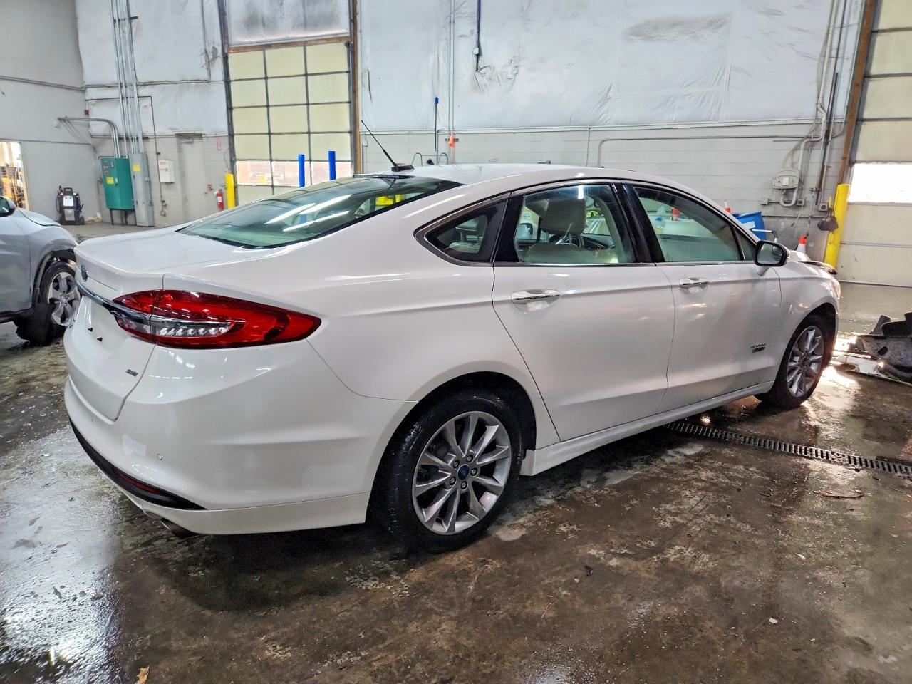 2018 Ford Fusion Se Phev - Image 3
