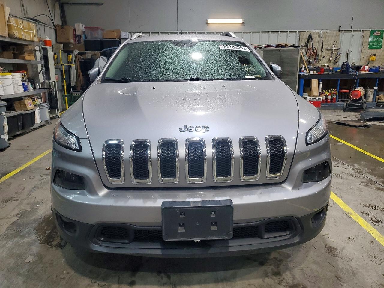 2018 Jeep Cherokee Latitude - Image 5