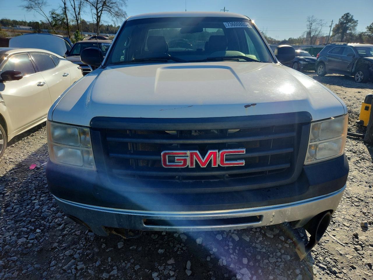 2011 GMC Sierra K1500 - Image 5