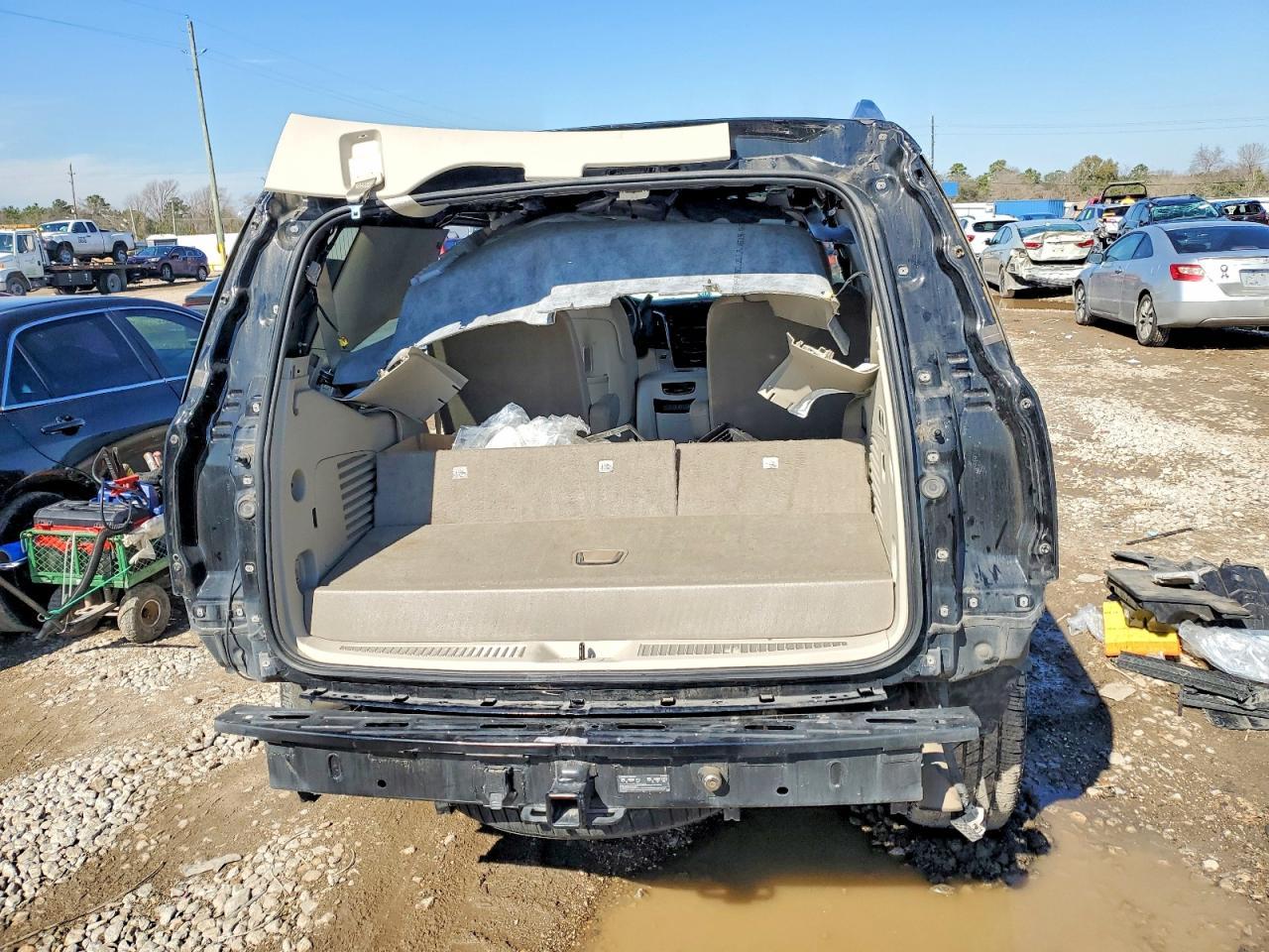 2017 Cadillac Escalade - Image 6