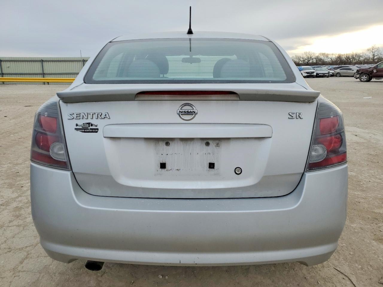 2011 Nissan Sentra 2.0 - Фото 6