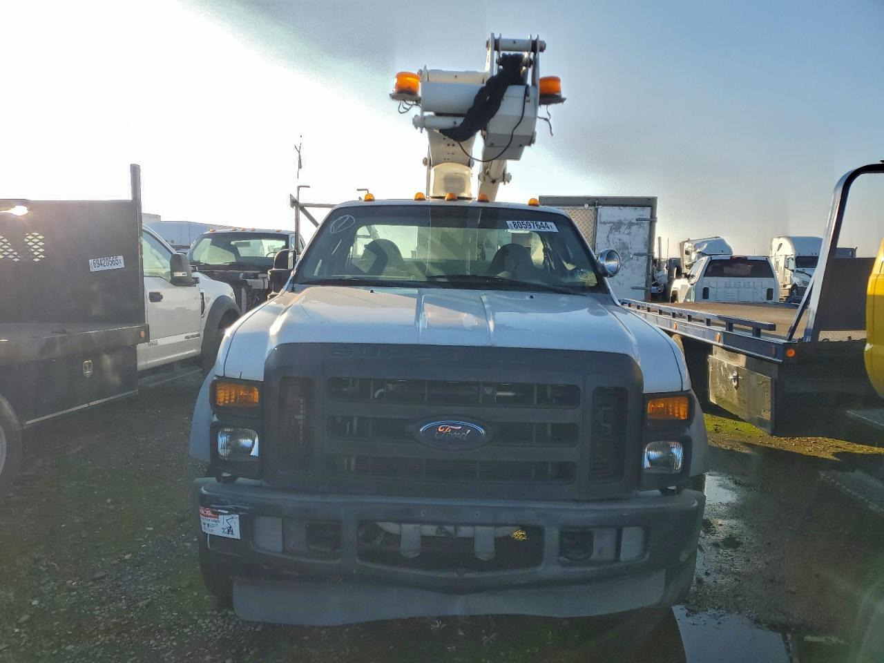2008 Ford F450 Super Duty - Image 5