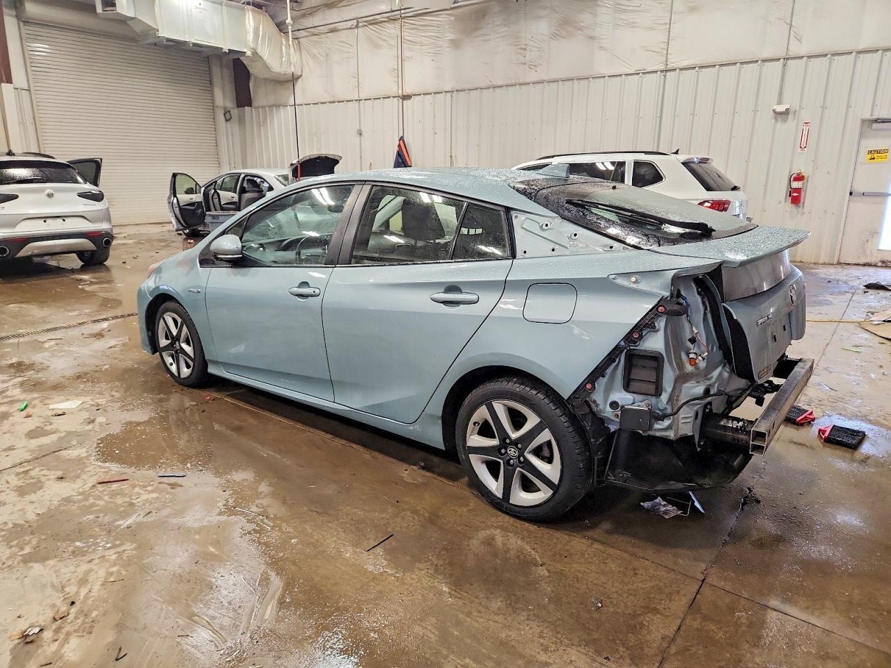 2017 Toyota Prius Four Touring - Image 2