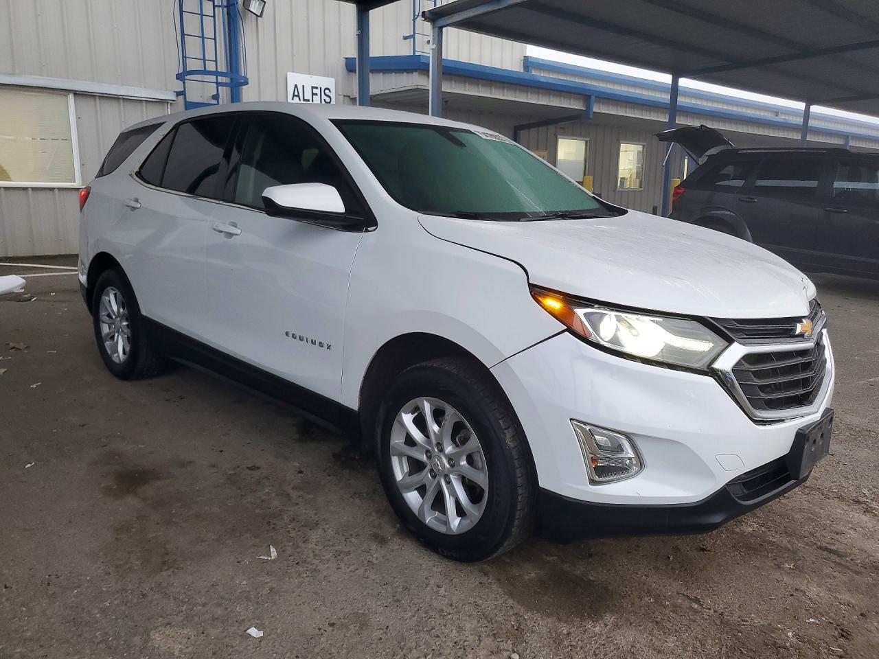 2019 Chev Equinox - Image 4