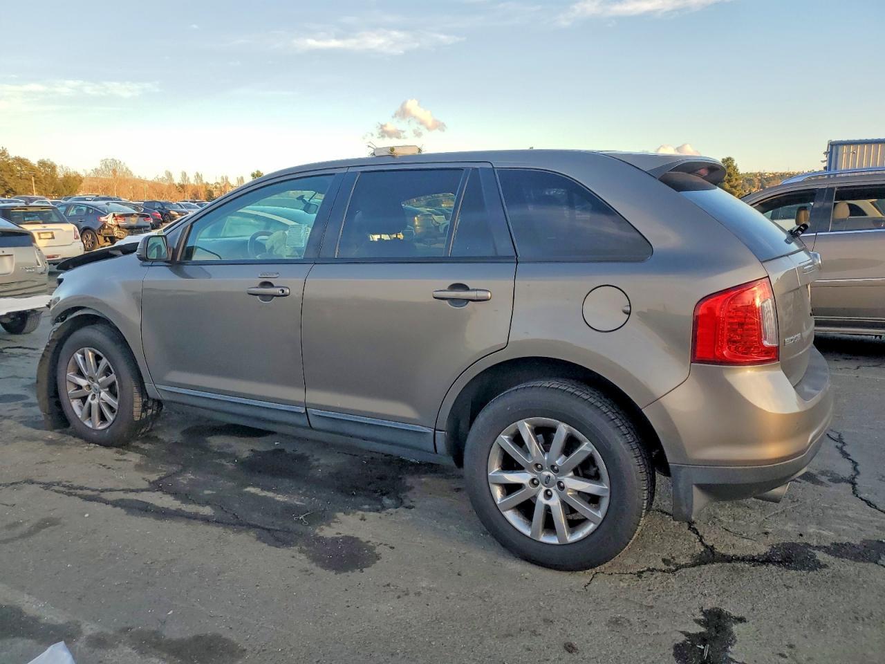 2014 Ford Edge Sel - Фото 2