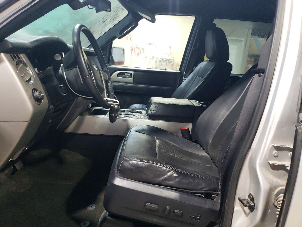 2016 Ford Expedition Limited - Image 7