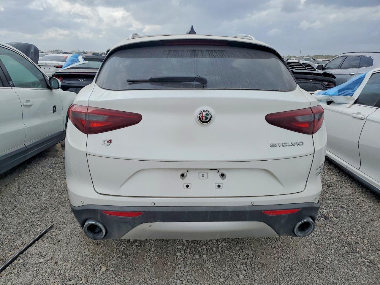 2019 Alfa Romeo Stelvio Ti - Image 6