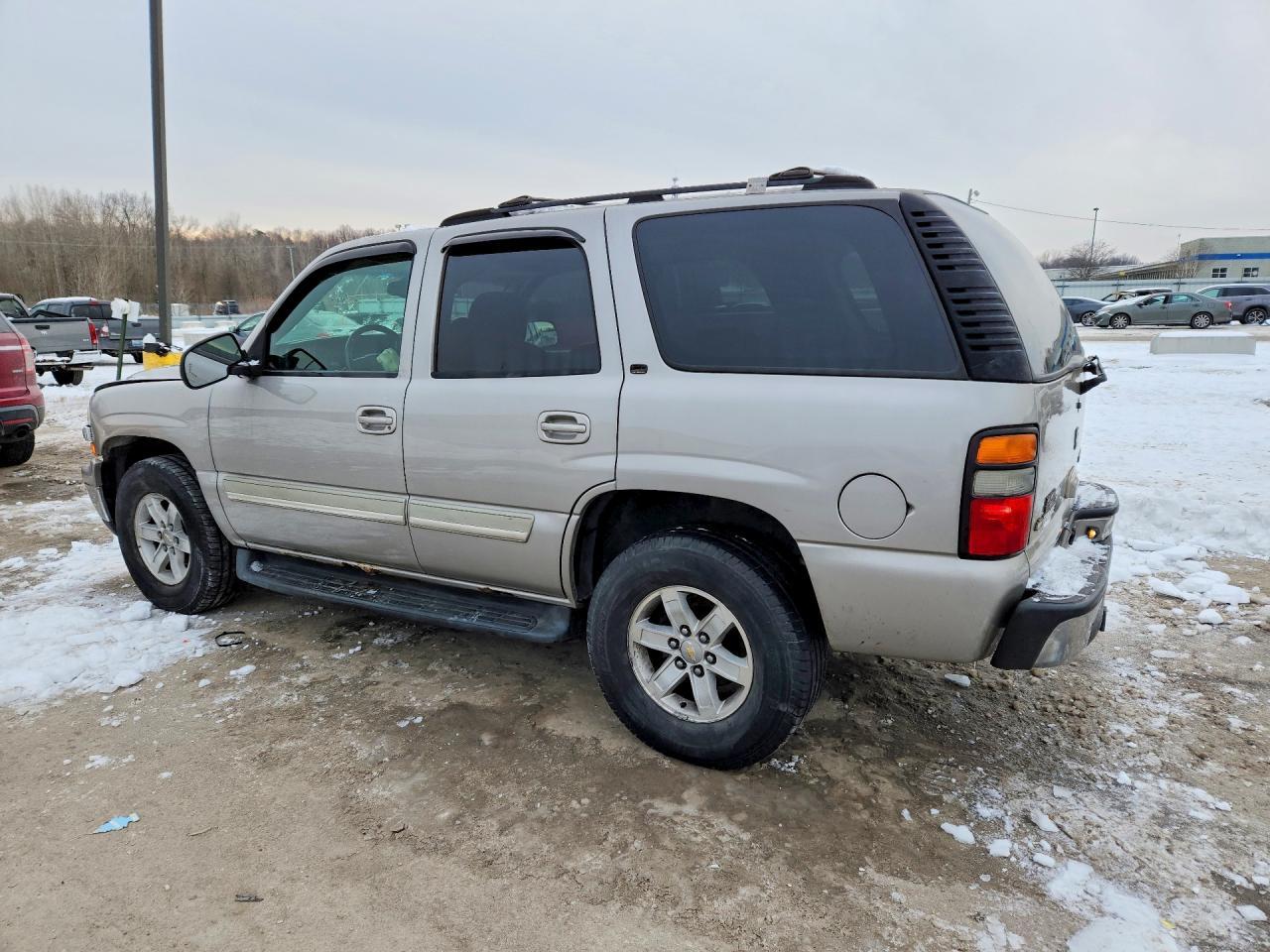2004 Chevrolet Tahoe K1500 - Фото 2
