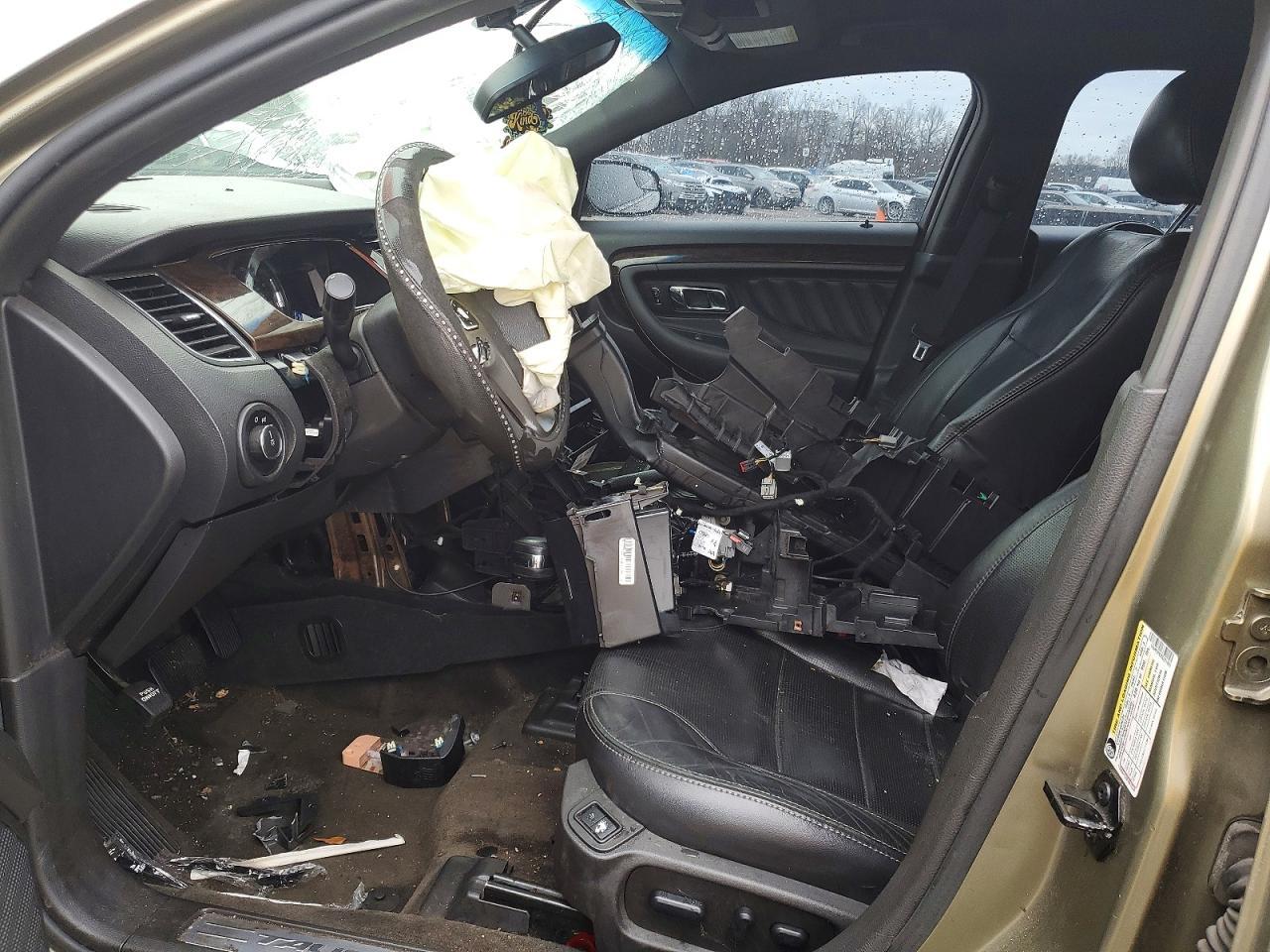 2013 Ford Taurus Limited - Image 7