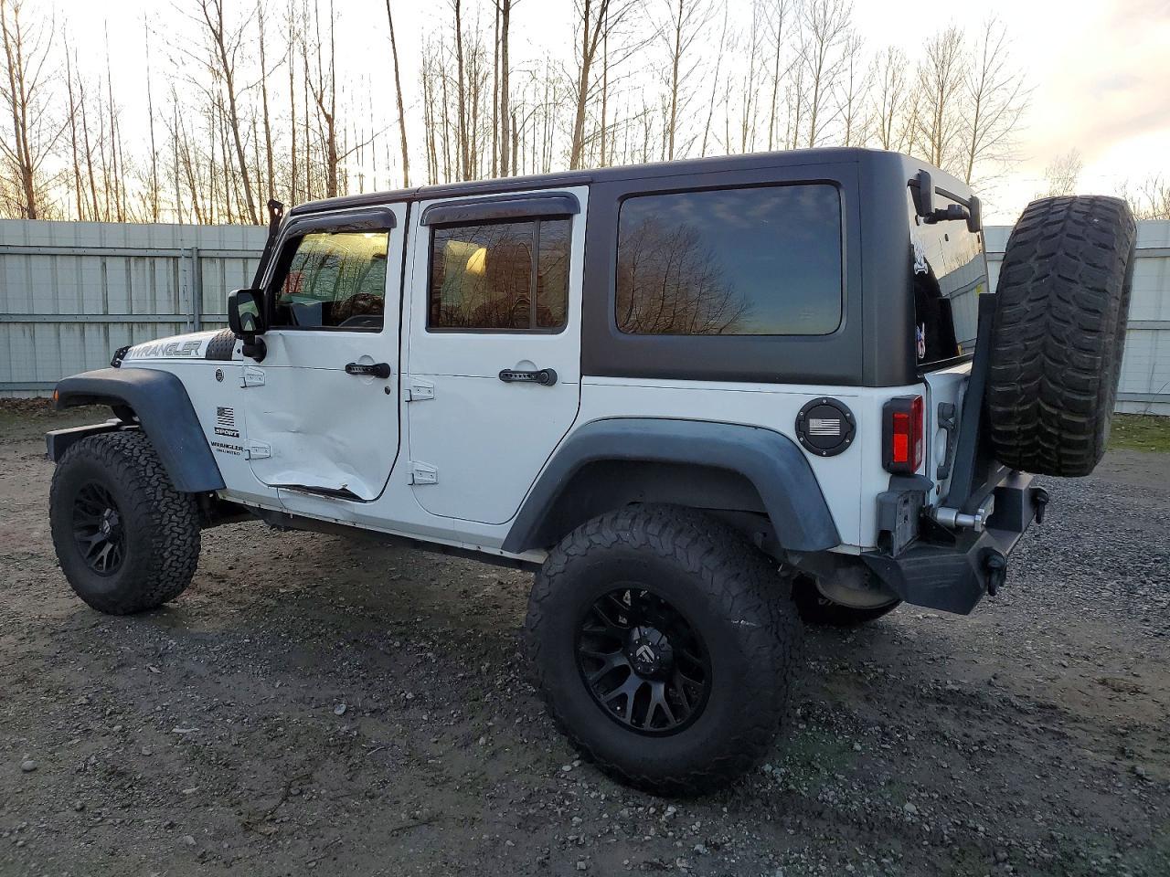 2017 Jeep Wrangler Unlimited Sport - Фото 2