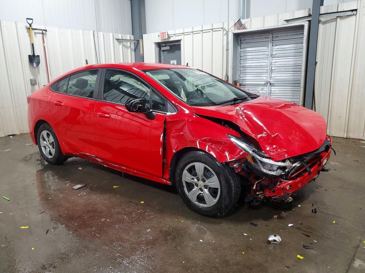 2018 Chevrolet Cruze Ls - Фото 4