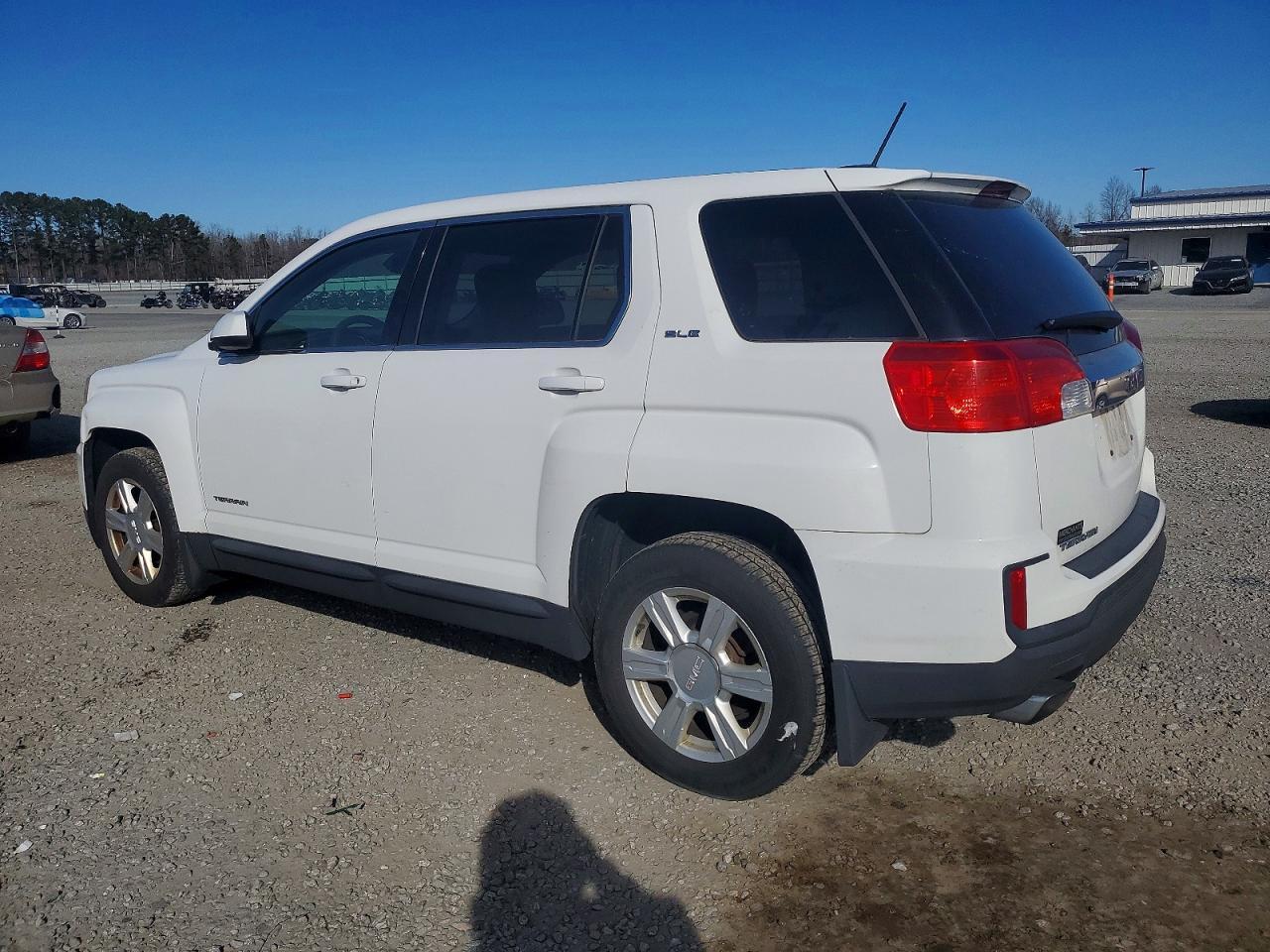 2016 GMC Terrain Sle - Image 2