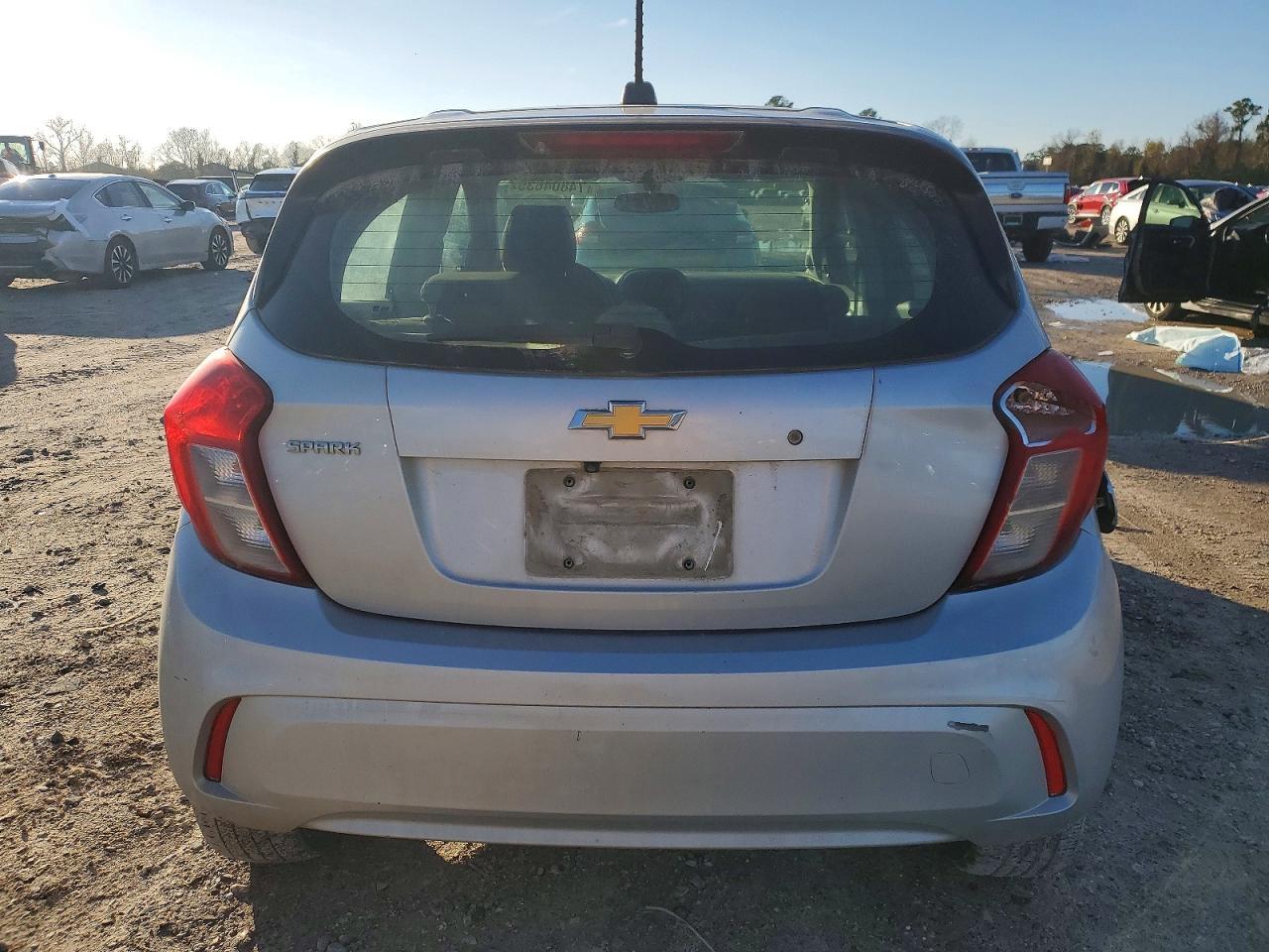 2019 Chevrolet Spark Ls - Фото 6